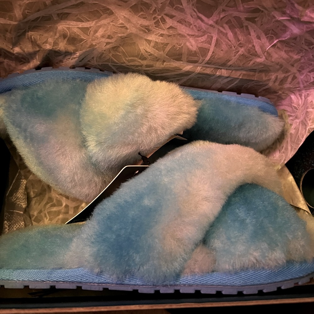 EMU X Free People Mayberry Fluffy Tie Dye Comfy Cozy Sherpa Fur Slides Slippers - Picture 4 of 5
